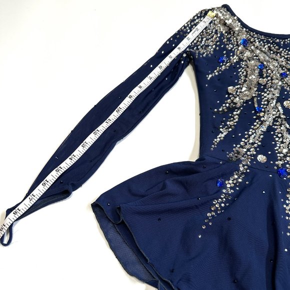 New Figure Skating Dress Size 10 (5~8T) with Hair Scrunchies (120~130cm) - Picture 8 of 12